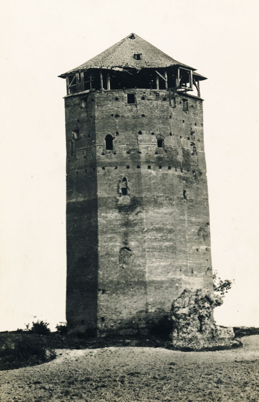 Romania,Transylvania, Cheresig, az egykori vár máig fennmaradt lakótornya, az úgynevezett csonkatorony., 1930, Schermann Ákos, Fortepan #95928