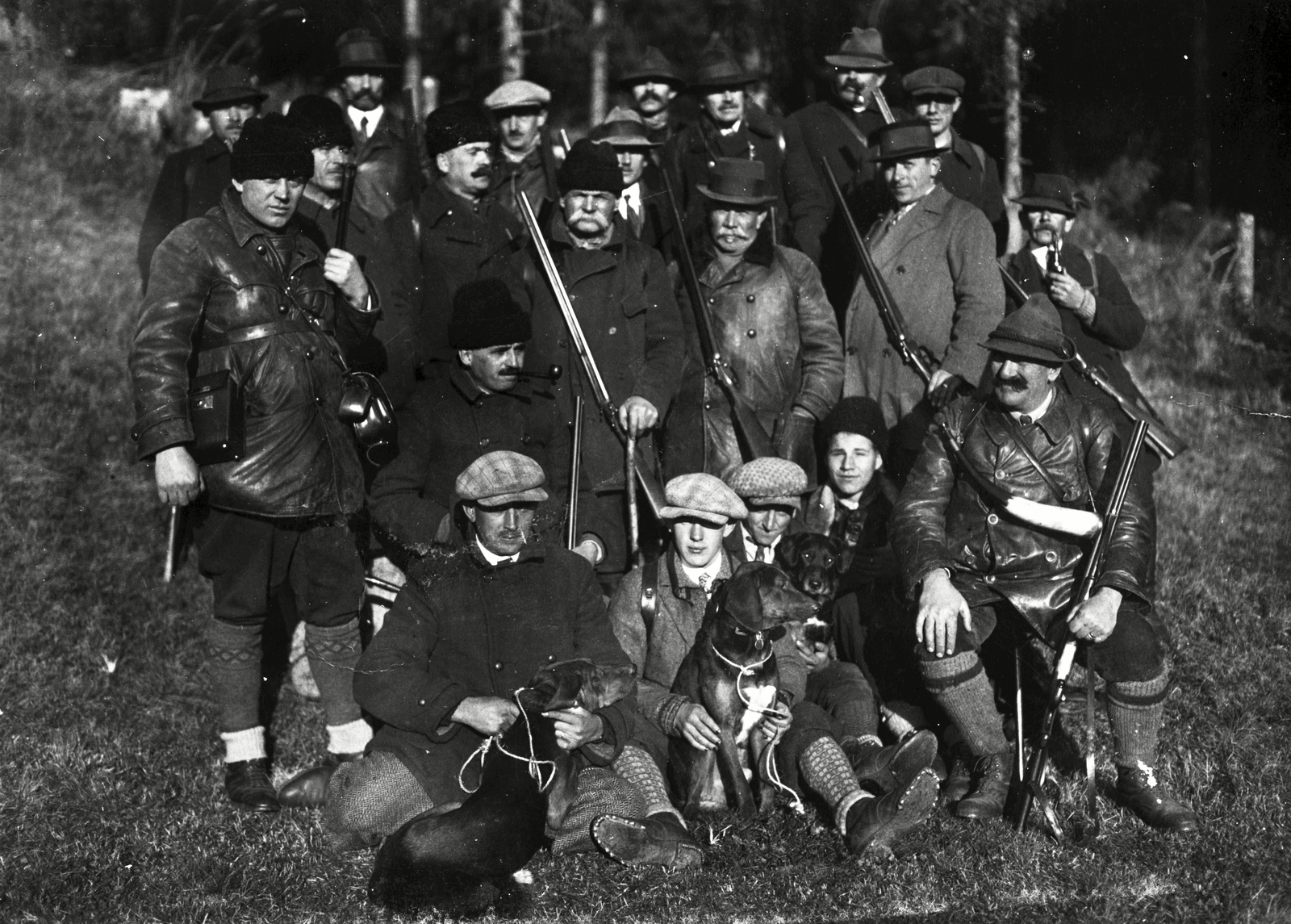 1937, Schermann Ákos, vadász, duplacsövű vadászpuska, Fortepan #96036