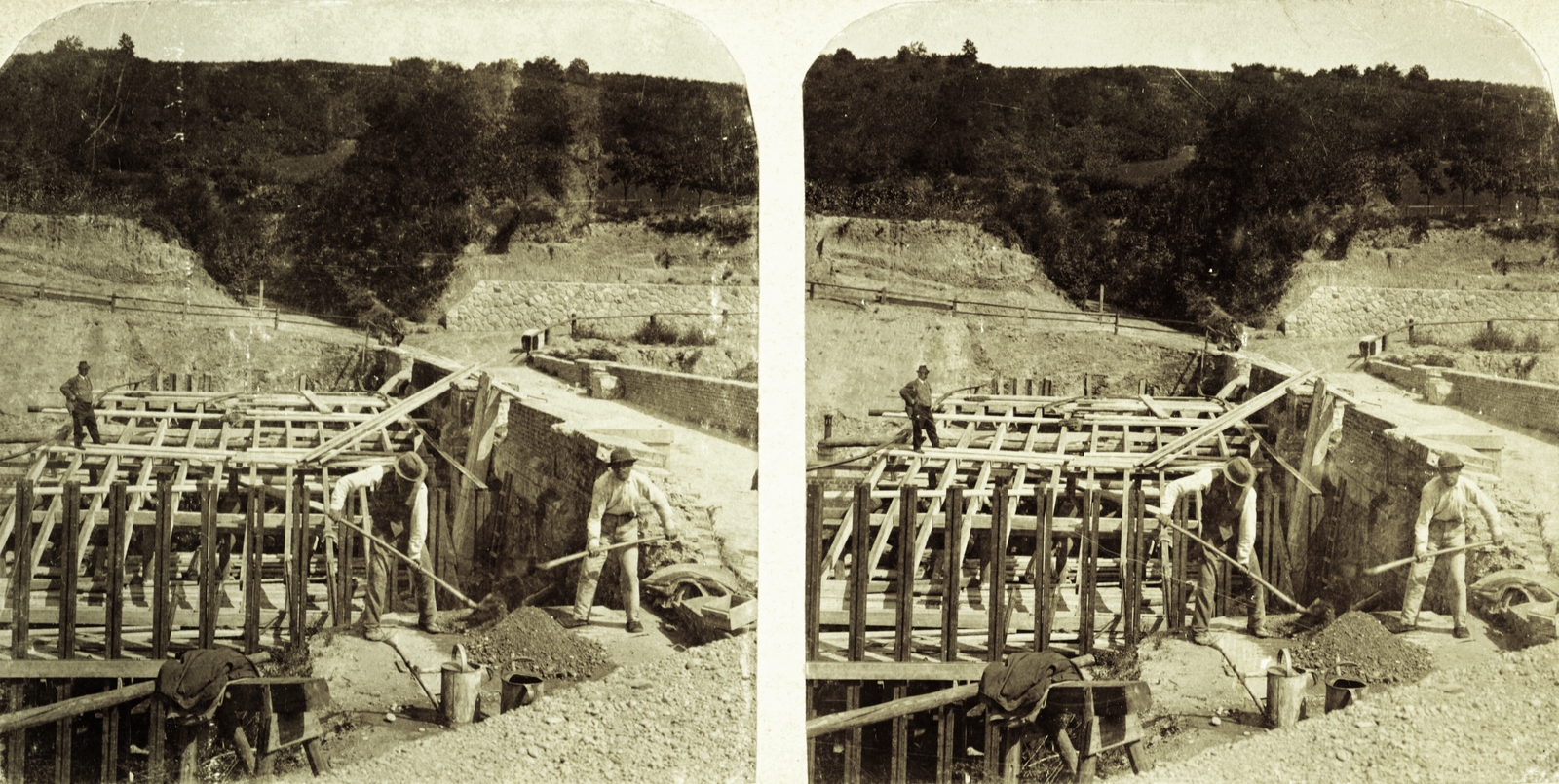 Slovakia, Bratislava, az Alagút-híd építése., 1900, Schermann Ákos, bridge building, stereophoto, Fortepan #96095