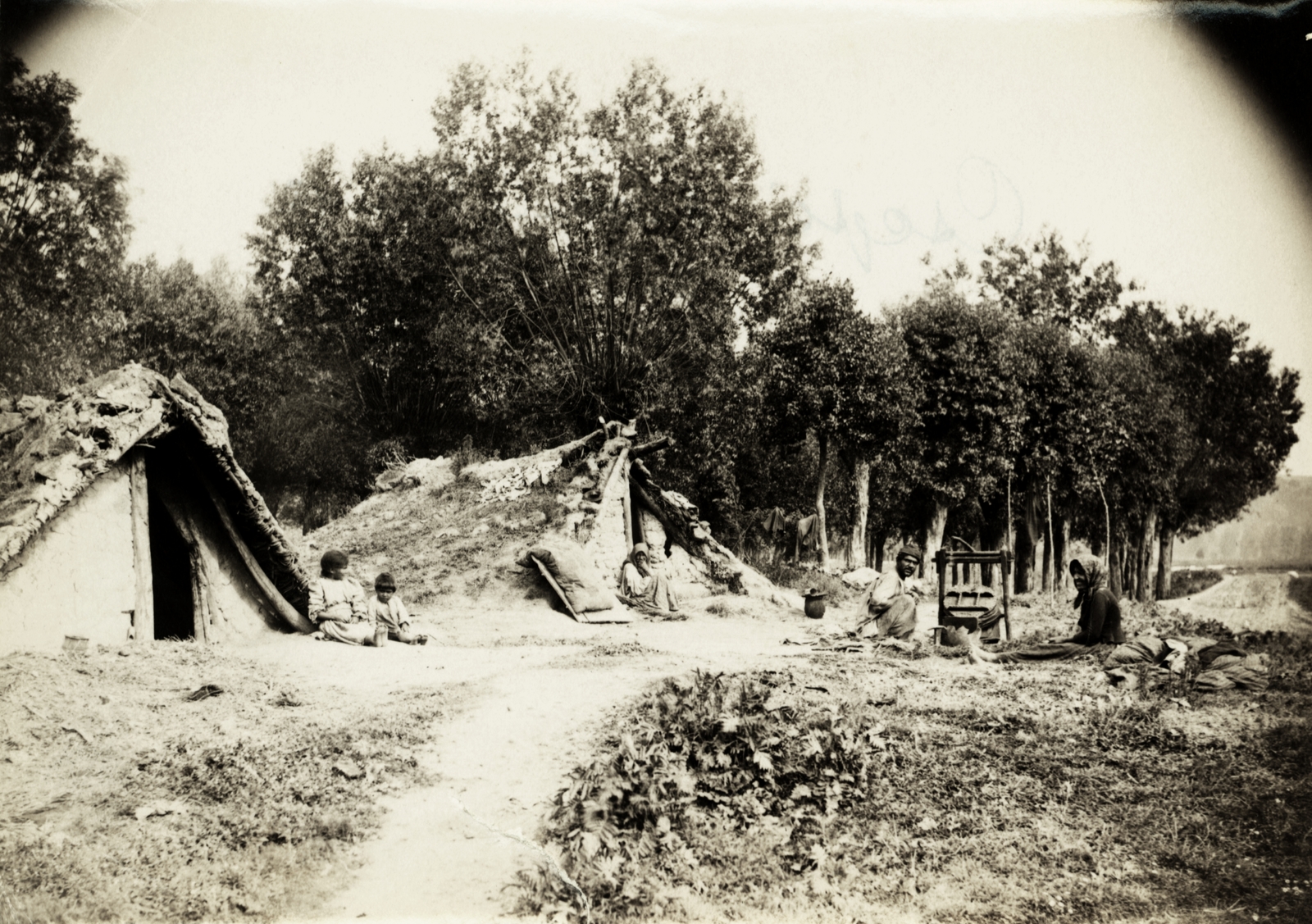 Slovakia, Čachtice, cigánytanya. A felvétel 1890 körül készült., 1900, Buzinkay Géza, gypsy, Fortepan #96133