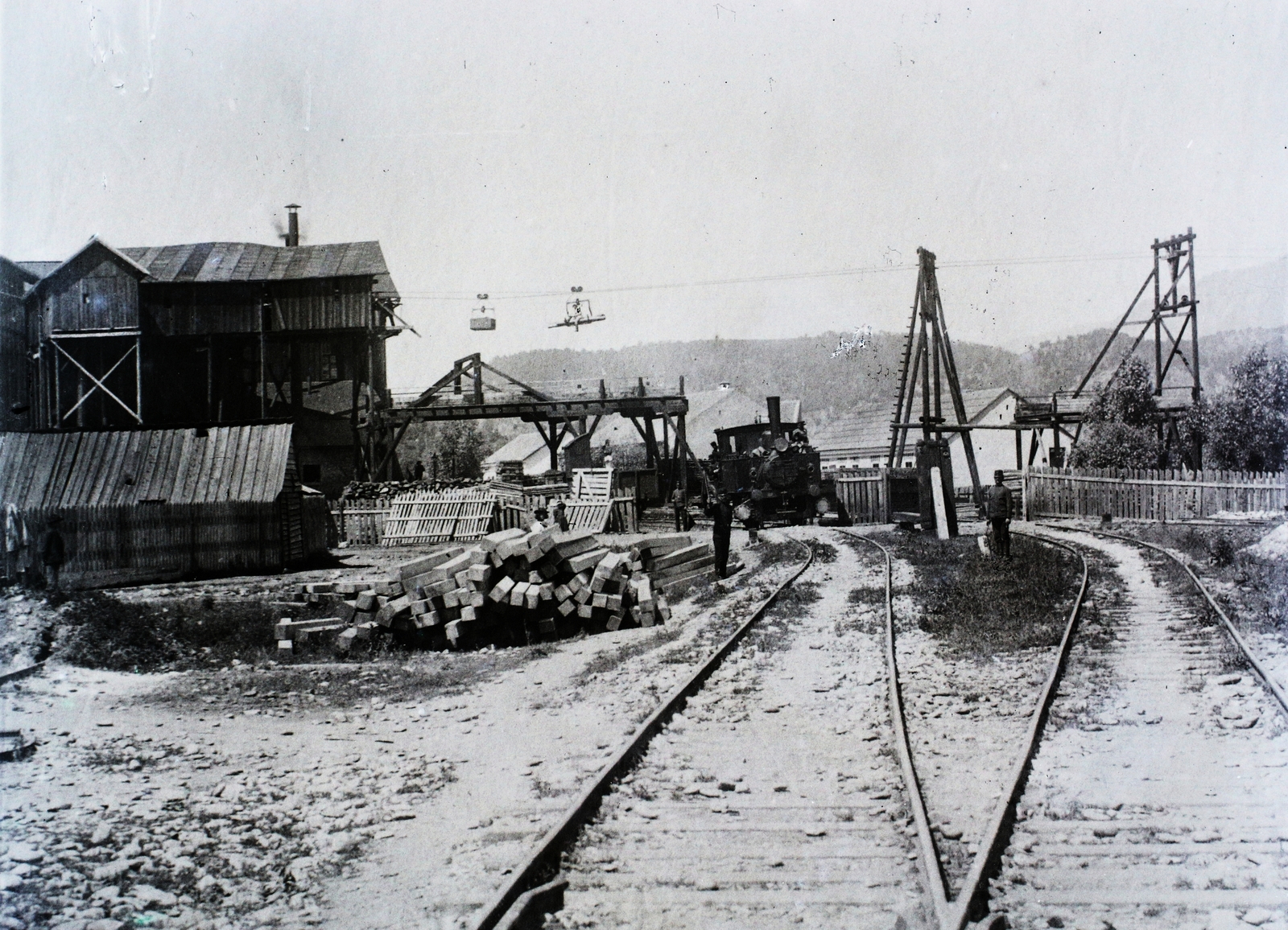 Románia,Erdély, Lupény, sodronykötél-pálya a szénosztályozónál., 1904, Magyar Földrajzi Múzeum / Erdélyi Mór cége, sínpálya, Fortepan #96262