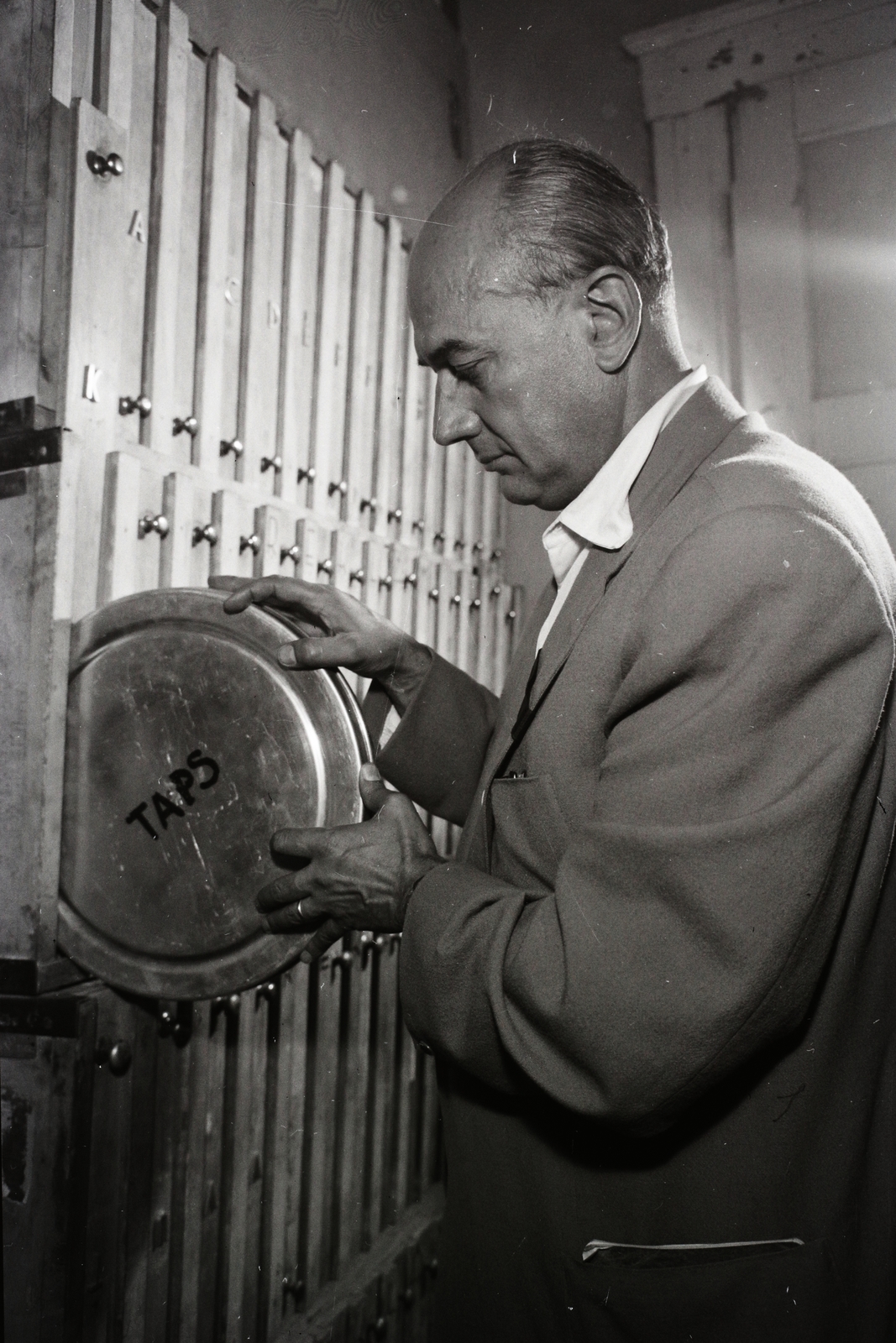 Hungary, Lohr Ferenc az első magyar hangmérnök, a filmhangosítás nemzetközi hírű szakértője, zenész., 1964, Kotnyek Antal, Fortepan #96335
