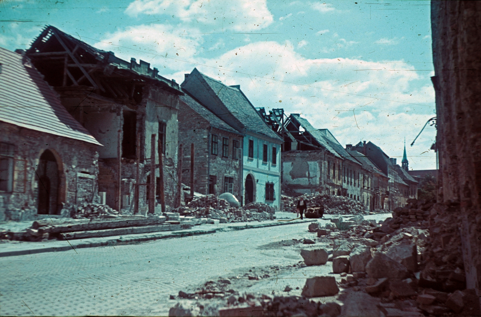 Hungary, Budapest I., Fortuna utca a Kard utca felől nézve., 1947, Schermann Ákos, Trompler Elek, colorful, war damage, Budapest, tower, ruins, Fortepan #96586