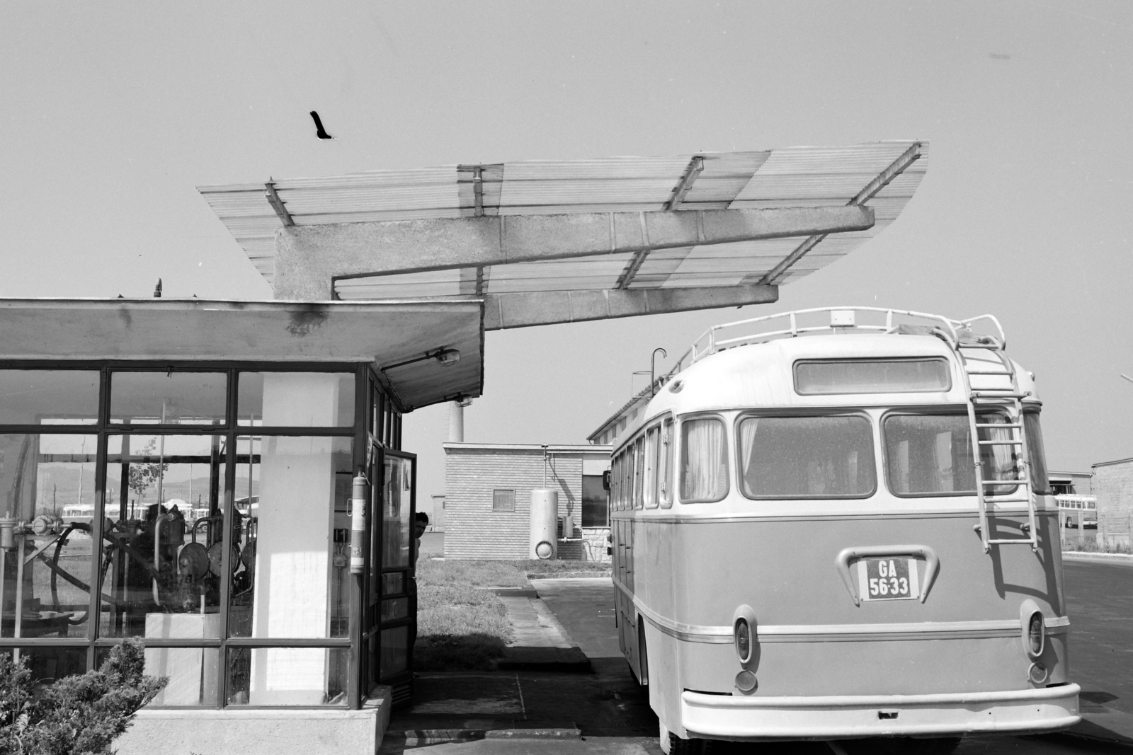 Hungary, Veszprém, Pápai út, 15-ös AKÖV (később 15-ös Volán) telephelye., 1964, UVATERV, bus, gas station, number plate, fire extinguisher, Fortepan #96656
