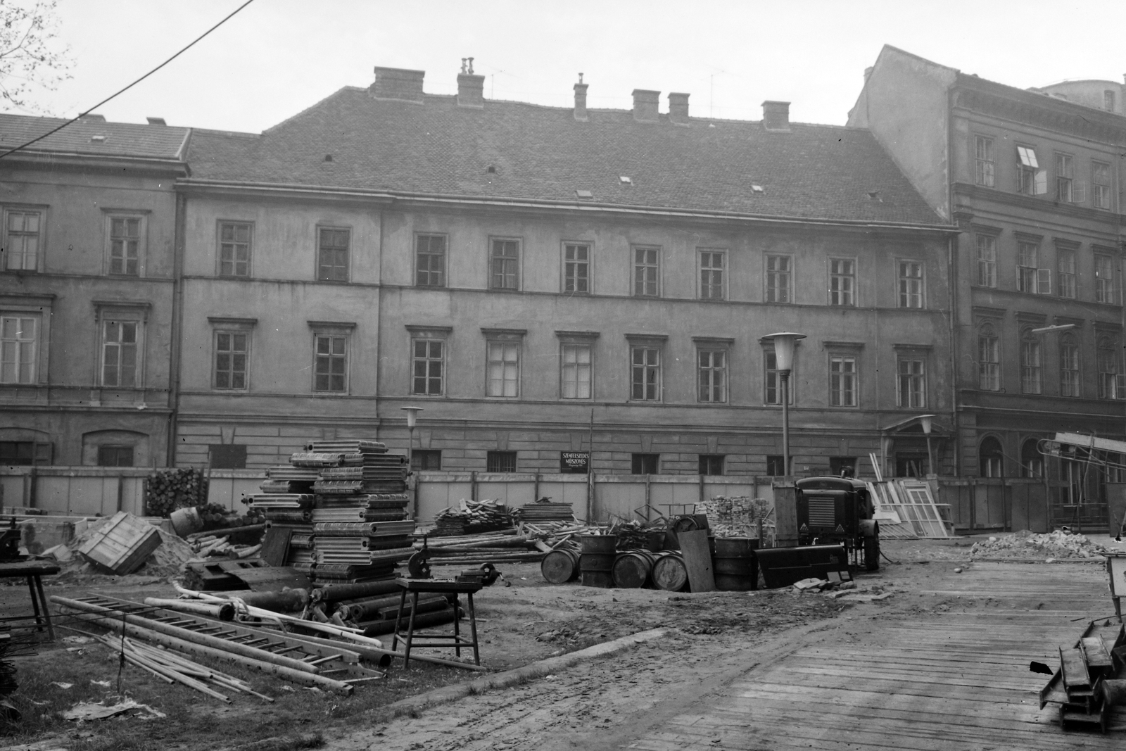Hungary, Budapest V., Deák Ferenc téri házak az evangélikus templom és a Sütő utca között., 1966, UVATERV, Budapest, Fortepan #96862