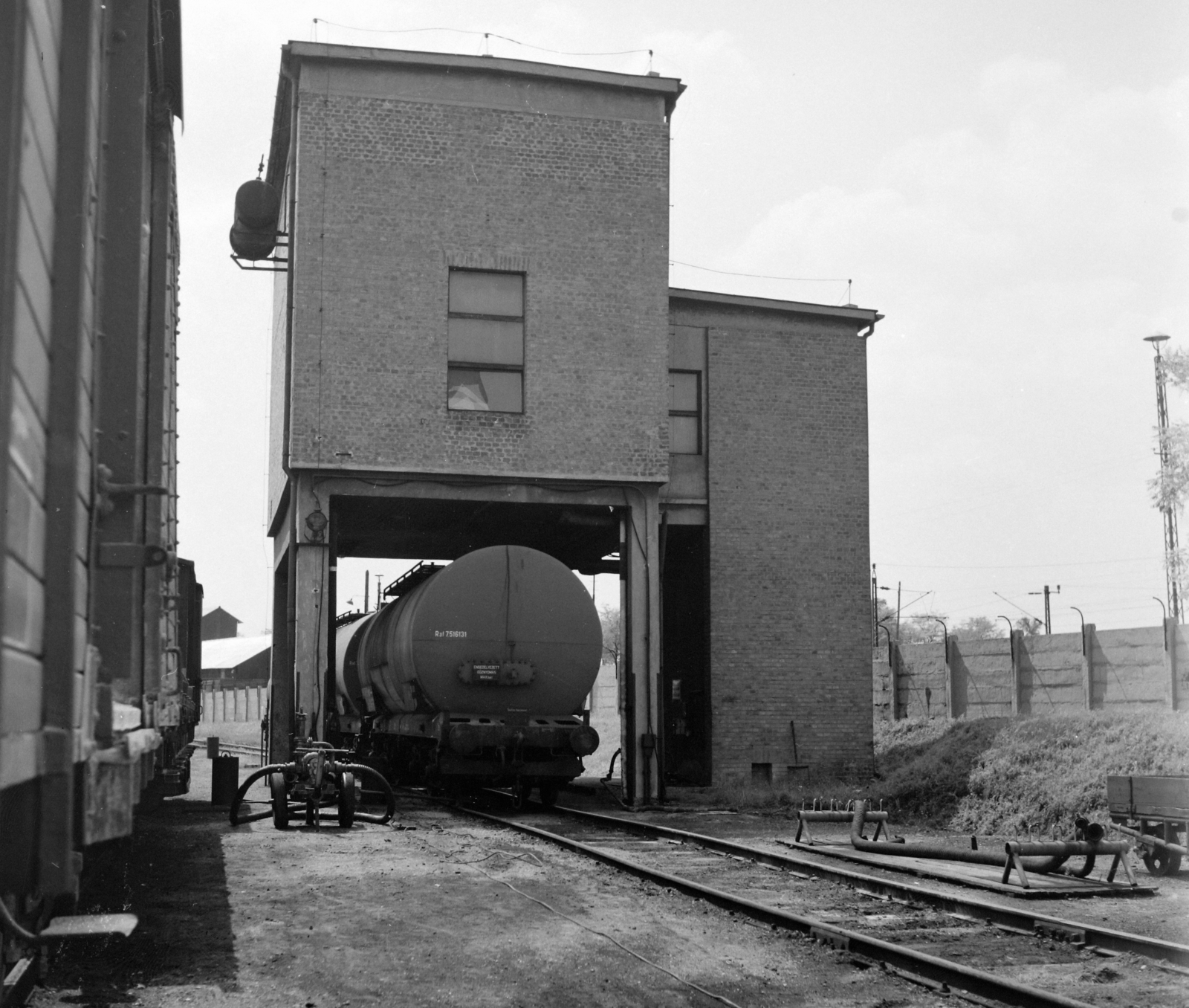 Hungary, 1967, UVATERV, railway, rail, tanker, Fortepan #97323