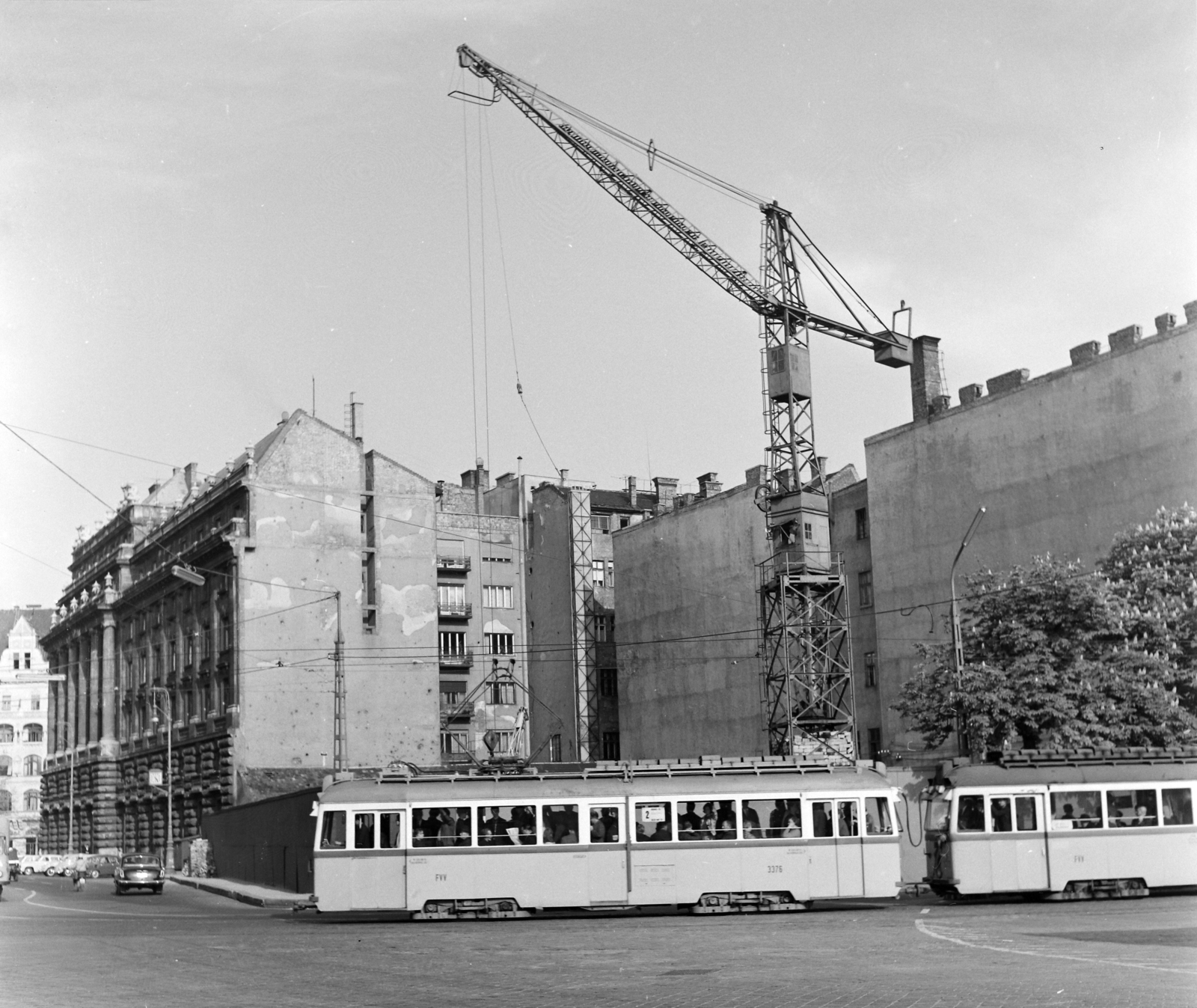 Magyarország, Budapest V., Kossuth Lajos tér 6-8., a metróépítés területe., 1967, UVATERV, villamos, Budapest, FVV-szervezet, viszonylatszám, Fortepan #97331