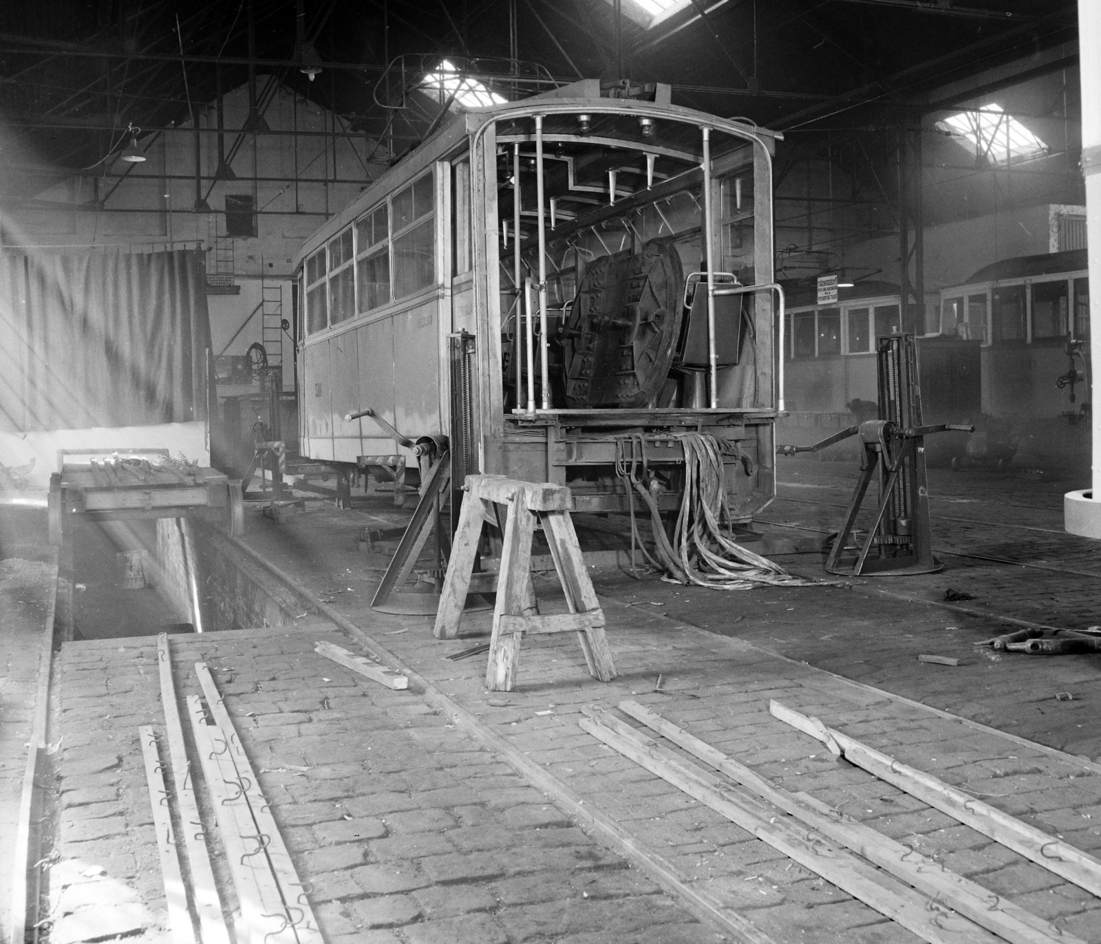 Hungary, Szeged, Pulz utca, az SZKV (később SZKT) kocsiszíne., 1968, UVATERV, tram, depot, FVV-organisation, Fortepan #97392