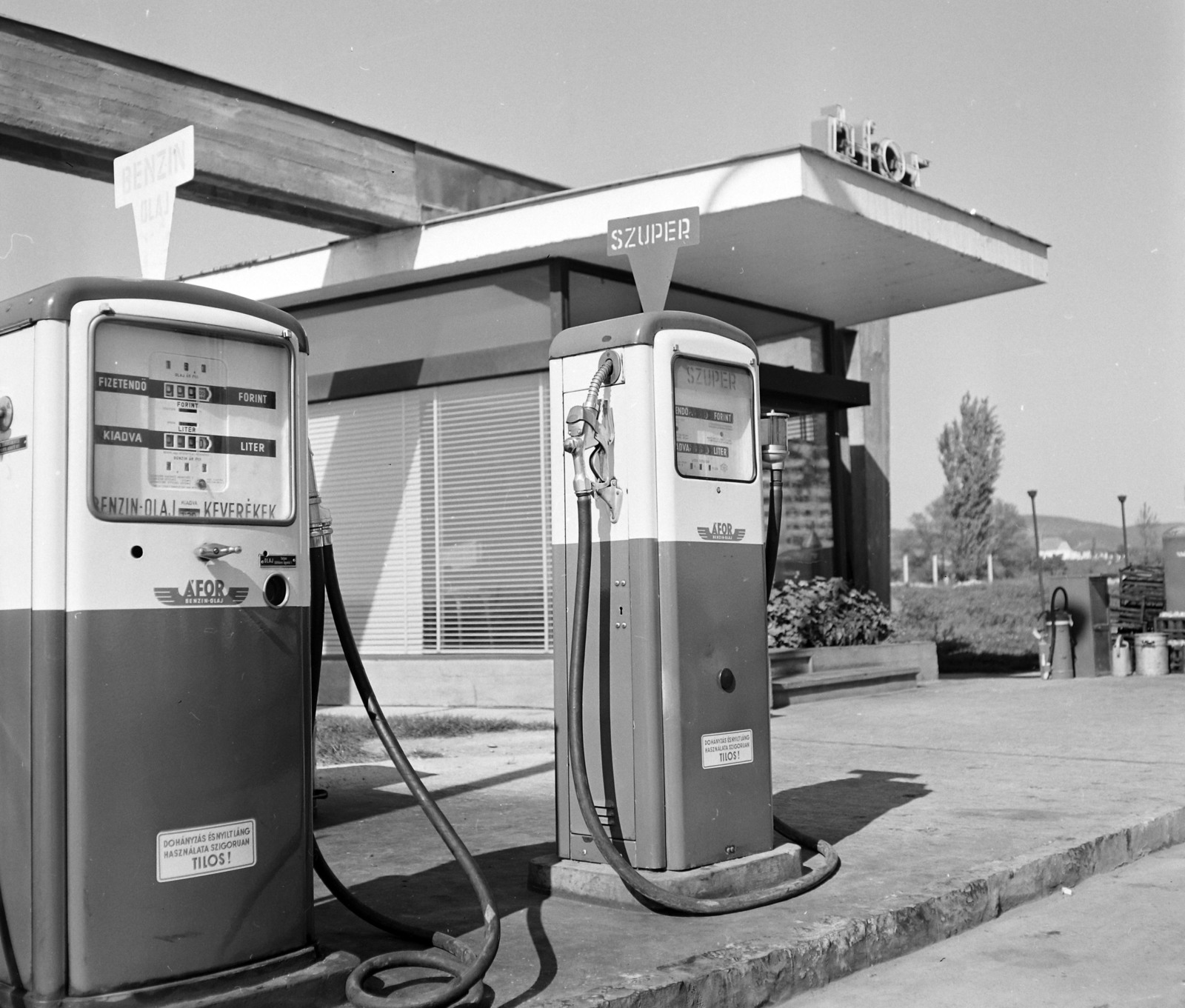 Hungary, 1968, UVATERV, gas station, Fortepan #97569