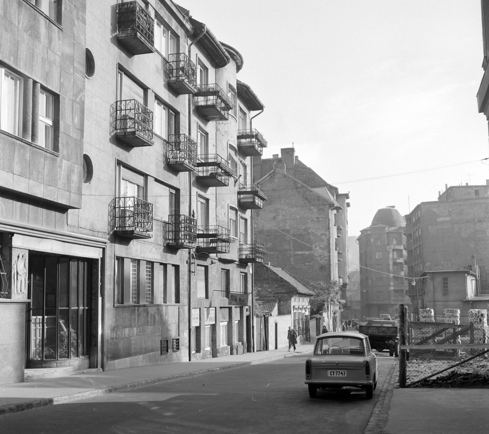 Magyarország, Budapest II., Fényes Elek utca a Keleti Károly utcától a Margit körút (Mártírok útja) felé nézve., 1970, UVATERV, Budapest, Fortepan #97955