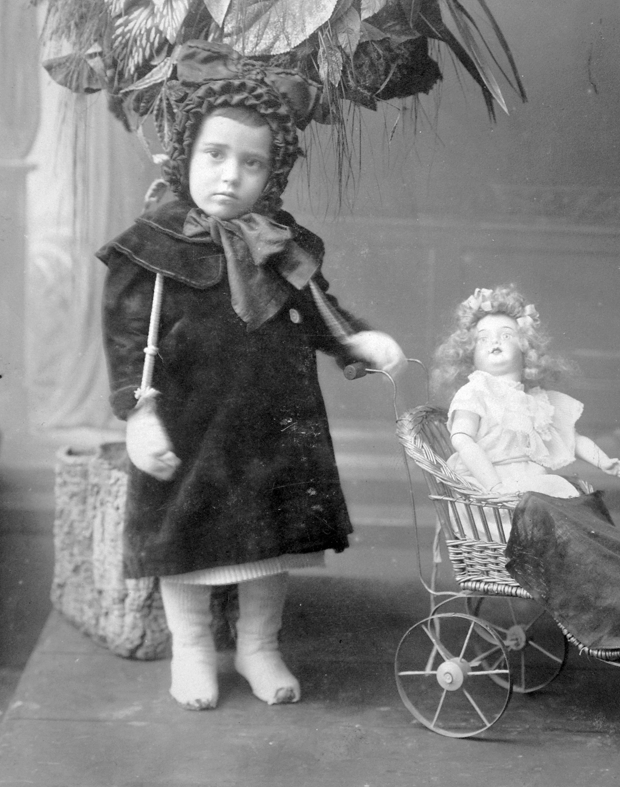 1904, Fortepan, kid, toy, studio, girl, baby carriage, toy doll, Fortepan #9797