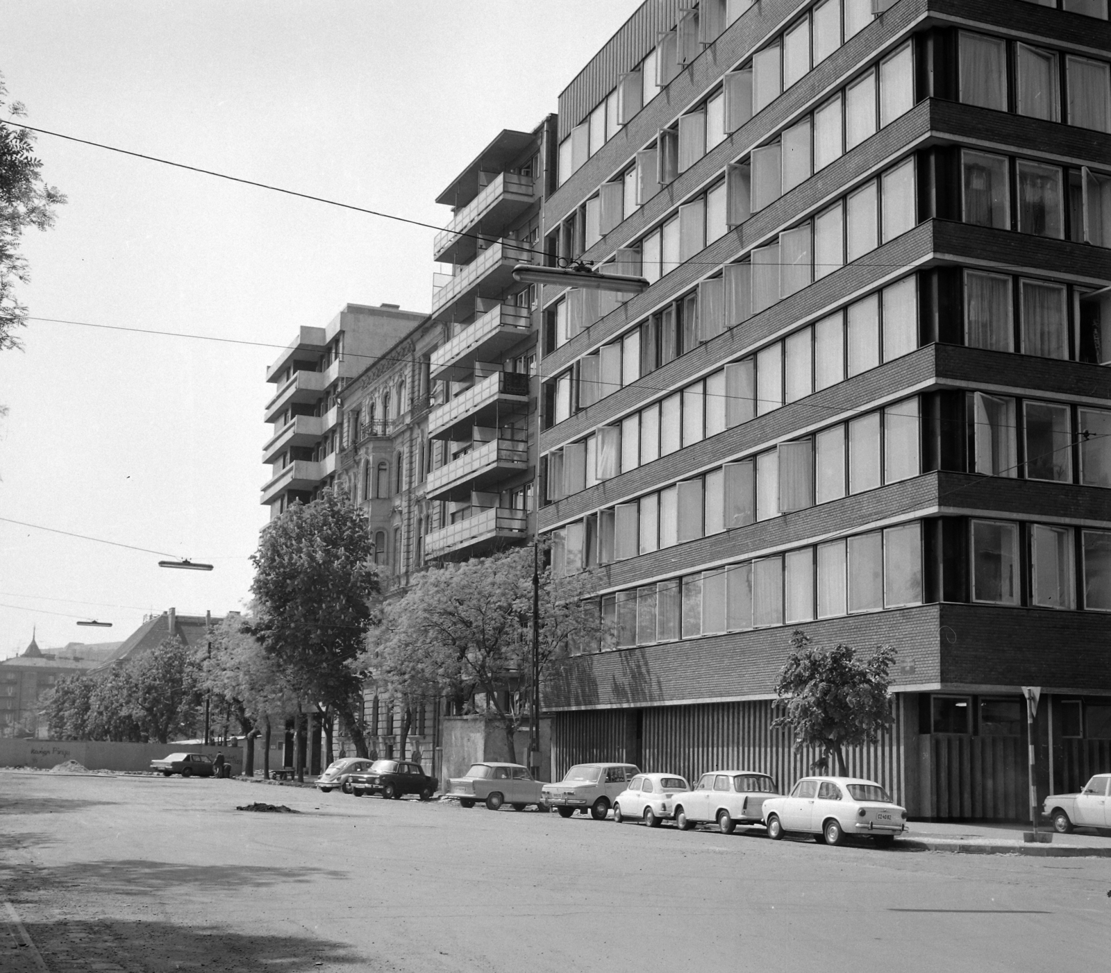 Hungary, Budapest II., Bem rakpart a Vitéz utcától a Csalogány utca felé nézve., 1971, UVATERV, Budapest, Fortepan #98057