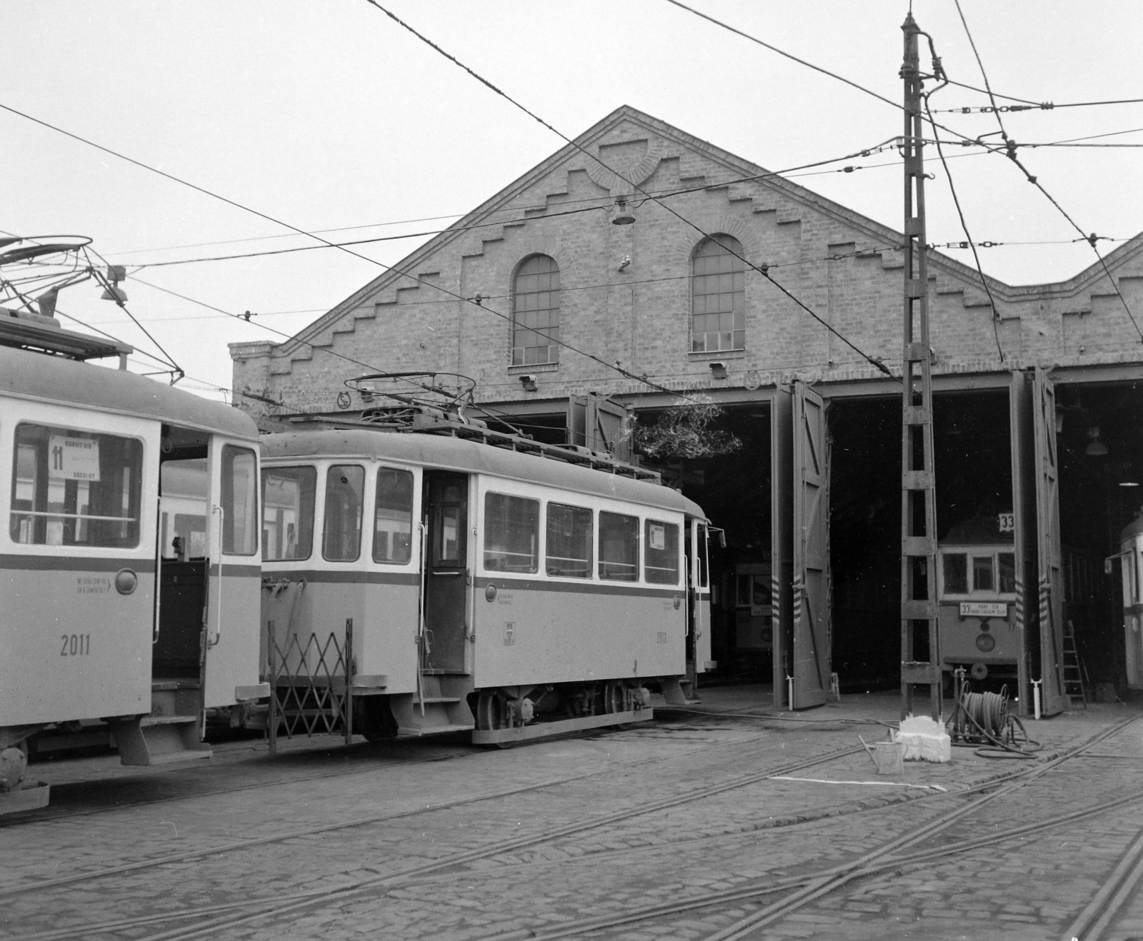 Hungary, Budapest III., Vörösvári út 115., Óbuda kocsiszín., 1975, UVATERV, tram, BKV-organisation, Ganz-brand, Budapest, carbarn, public transport line number, Fortepan #98830