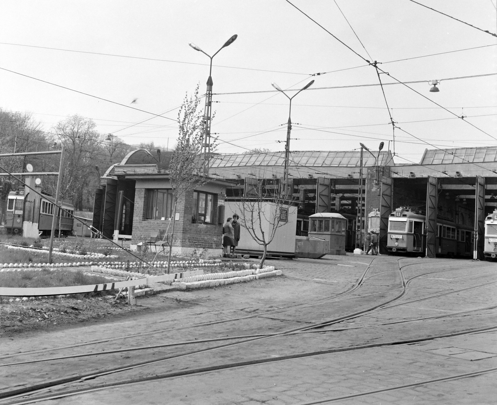 Hungary, Budapest II., Budakeszi út 9-11., Szépilona kocsiszín., 1975, UVATERV, tram, destination sign, Budapest, carbarn, public transport line number, Fortepan #98837