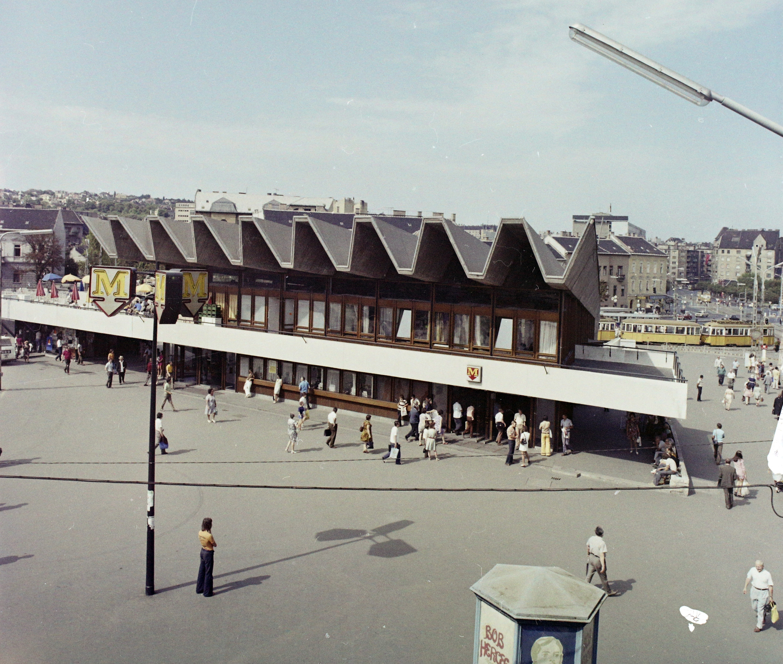 Hungary, Budapest II., Széll Kálmán (Moszkva) tér, a metróállomás csarnoka., 1973, UVATERV, colorful, subway station, Budapest, Fortepan #99312