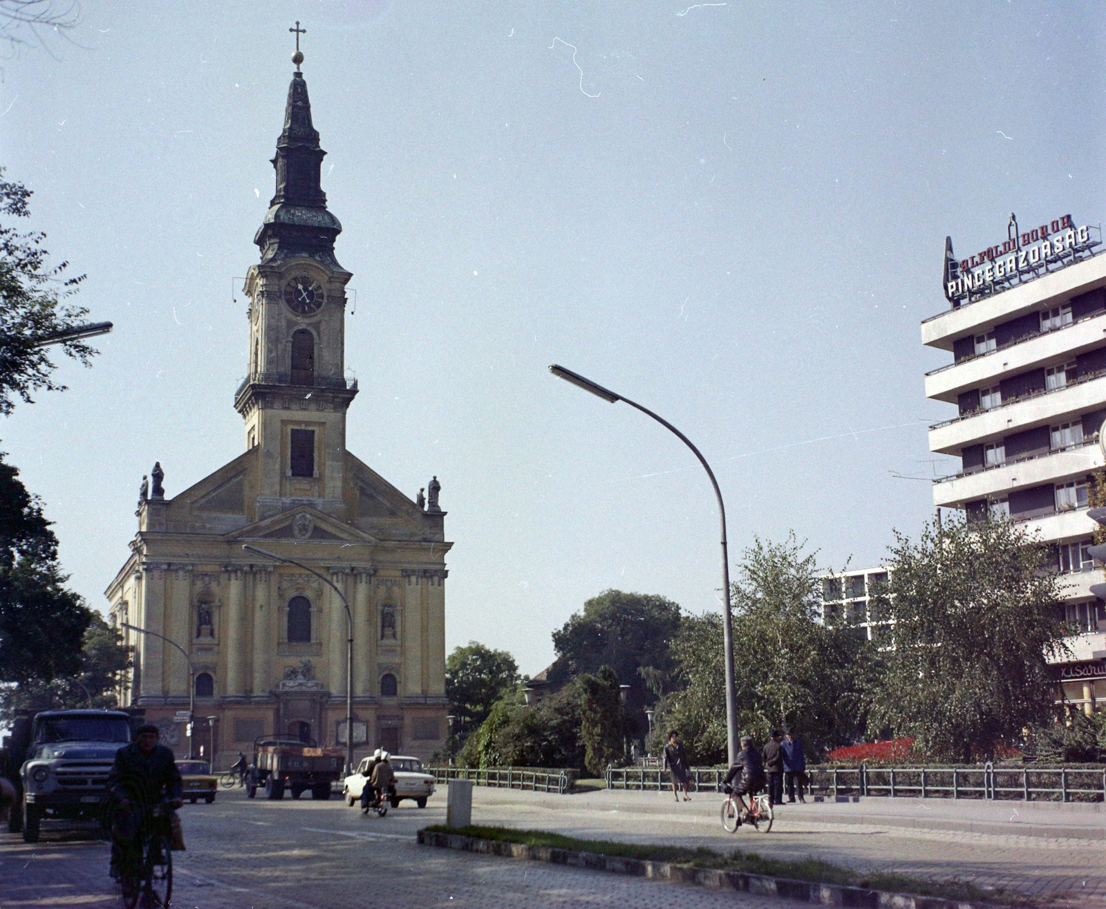 Hungary, Kecskemét, Kossuth tér, Nagytemplom (Öregtemplom)., 1974, UVATERV, church, colorful, Fortepan #99361