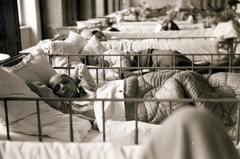 1930, Jezsuita Levéltár, sleeping, hands behind the head, berth, iron bed, dormitory, Fortepan #100163