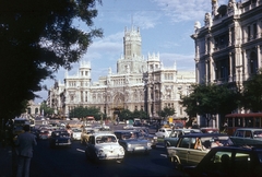 Spanyolország, Madrid, Calle de Alcalá, szemben a Palacio de Comunicaciones (később Palacio de Cibeles)., 1974, Ormos Imre Alapítvány, dr  Dalányi László, színes, Fortepan #100601