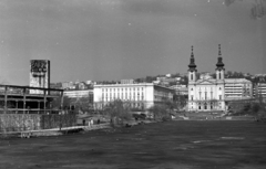 Magyarország, Budapest XI., a Feneketlen tó partján a Park étterem, szemben a József Attila (később Budai Ciszterci Szent Imre) Gimnázium és a Szent Imre templom, 1969, Erdei Katalin, templom, gimnázium, neon felirat, Budapest, ciszterci rend, neobarokk stílus, Wälder Gyula-terv, Fortepan #100898