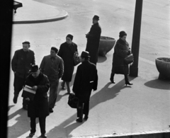 Magyarország, Budapest VII., Madách Imre tér és a Károly (Tanács) körút találkozása., 1968, Erdei Katalin, Budapest, Fortepan #100942