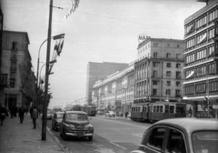 Poland, Warsaw, Aleje Jerozolimskie az ulica Krucza kereszteződésétől az ulica Marszałkowska felé nézve., 1965, Kollár Balázs, street view, tram, automobile, FSO-brand, public transport line number, Fortepan #101203