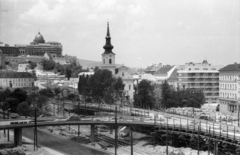 Magyarország, Budapest I., kilátás a Gellérthegyről a Budavári Palota (korábban Királyi Palota) és az Alexandriai Szent Katalin-templom felé. Előtérben az Erzsébet híd lehajtójának építése., 1963, Magyar Pál, Budapest, Fortepan #101300