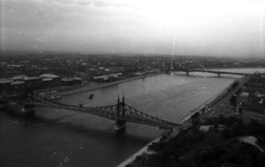 Hungary, Budapest XI., esti látkép a Gellérthegyről a Szabadság híd és a Petőfi híd felé nézve., 1962, Magyar Pál, Danube, Budapest, Duna-bridge, János Feketeházy-design, Hubert Pál Álgyay-design, Fortepan #101381