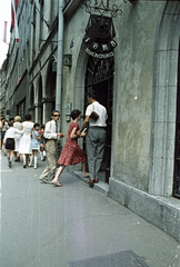 Lengyelország, Krakkó, ulica Floriańska 45., Jama Michalika kávéház., 1963, Magyar Pál, színes, Fortepan #101500