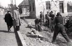 Magyarország, Budapest XVI., Sashalmi tér., 1947, Győző József, Budapest, munkás, Fortepan #101641