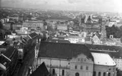 Németország, München, kilátás a Miasszonyunk-templom (Frauenkirche) tornyából, előtérben a Neuhauser Strasse., 1965, Sugár Ferenc, NSZK, Fortepan #101689