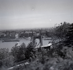 Hungary, Budapest V.,Budapest I., kilátás az Erzsébet híd és a belváros felé., 1941, Kurutz Márton, bridge, picture, Danube, eclectic architecture, Budapest, suspension bridge, Antal Kherndl-design, Aurél Czekelius-design, Fortepan #10194