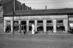 Magyarország, Budapest IV., Árpád út 56. A kép forrását kérjük így adja meg: Fortepan / Budapest Főváros Levéltára. Levéltári jelzet: HU_BFL_XV_19_c_11, 1961, Budapest Főváros Levéltára / Városrendezési és Építészeti Osztályának fényképei, A Fővárosi Tanács VB Városrendezési és Építészeti Osztályának, Budapest, Fortepan #102071