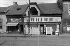 Magyarország, Budapest IV., Árpád út 94. A kép forrását kérjük így adja meg: Fortepan / Budapest Főváros Levéltára. Levéltári jelzet: HU_BFL_XV_19_c_11, 1961, Budapest Főváros Levéltára / Városrendezési és Építészeti Osztályának fényképei, A Fővárosi Tanács VB Városrendezési és Építészeti Osztályának, Bútorbolt, Budapest, Fortepan #102089