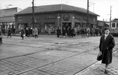 Magyarország, Budapest IV., Árpád út 69. az István (Bajcsy-Zsilinszky) út kereszteződésénél. A kép forrását kérjük így adja meg: Fortepan / Budapest Főváros Levéltára. Levéltári jelzet: HU_BFL_XV_19_c_11, 1961, Budapest Főváros Levéltára / Városrendezési és Építészeti Osztályának fényképei, A Fővárosi Tanács VB Városrendezési és Építészeti Osztályának, Budapest, Fortepan #102159