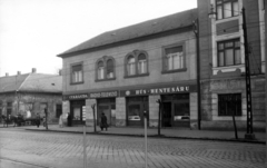 Magyarország, Budapest IV., Árpád út 85., balra a Lebstück Mária utca. A kép forrását kérjük így adja meg: Fortepan / Budapest Főváros Levéltára. Levéltári jelzet: HU_BFL_XV_19_c_11, 1961, Budapest Főváros Levéltára / Városrendezési és Építészeti Osztályának fényképei, A Fővárosi Tanács VB Városrendezési és Építészeti Osztályának, Budapest, Fortepan #102164