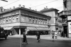 Magyarország, Budapest VII., Thököly út, szemben a Murányi utca. A kép forrását kérjük így adja meg: Fortepan / Budapest Főváros Levéltára. Levéltári jelzet: HU_BFL_XV_19_c_11, 1961, Budapest Főváros Levéltára / Városrendezési és Építészeti Osztályának fényképei, A Fővárosi Tanács VB Városrendezési és Építészeti Osztályának, Budapest, Fortepan #102304