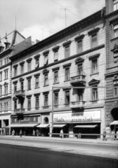 Magyarország, Budapest VII., Rákóczi út 60. A kép forrását kérjük így adja meg: Fortepan / Budapest Főváros Levéltára. Levéltári jelzet: HU_BFL_XV_19_c_11, 1961, Budapest Főváros Levéltára / Városrendezési és Építészeti Osztályának fényképei, A Fővárosi Tanács VB Városrendezési és Építészeti Osztályának, Budapest, Fortepan #102354