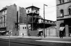 Magyarország, Budapest VII., Rákóczi út 66., a metróépítés területe. A kép forrását kérjük így adja meg: Fortepan / Budapest Főváros Levéltára. Levéltári jelzet: HU_BFL_XV_19_c_11, 1961, Budapest Főváros Levéltára / Városrendezési és Építészeti Osztályának fényképei, A Fővárosi Tanács VB Városrendezési és Építészeti Osztályának, Budapest, Fortepan #102357