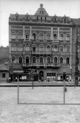 Magyarország, Budapest VIII., Baross tér 6. A kép forrását kérjük így adja meg: Fortepan / Budapest Főváros Levéltára. Levéltári jelzet: HU_BFL_XV_19_c_11, 1961, Budapest Főváros Levéltára / Városrendezési és Építészeti Osztályának fényképei, A Fővárosi Tanács VB Városrendezési és Építészeti Osztályának, Budapest, Fortepan #102431