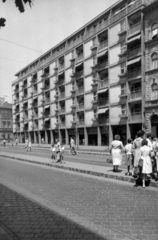 Magyarország, Budapest VIII., Üllői út 60-62. A kép forrását kérjük így adja meg: Fortepan / Budapest Főváros Levéltára. Levéltári jelzet: HU_BFL_XV_19_c_11, 1961, Budapest Főváros Levéltára / Városrendezési és Építészeti Osztályának fényképei, A Fővárosi Tanács VB Városrendezési és Építészeti Osztályának, Budapest, Fortepan #102517