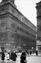 Hungary, Budapest XIII., Szent István körút, szemben a Visegrádi utca. A kép forrását kérjük így adja meg: Fortepan / Budapest Főváros Levéltára. Levéltári jelzet: HU_BFL_XV_19_c_11, 1960, Budapest Főváros Levéltára / Városrendezési és Építészeti Osztályának fényképei, A Fővárosi Tanács VB Városrendezési és Építészeti Osztályának, restaurant, buffet, Budapest, rails, Fortepan #102602