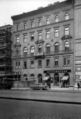 Hungary, Budapest VII., Erzsébet (Lenin) körút 29. A kép forrását kérjük így adja meg: Fortepan / Budapest Főváros Levéltára. Levéltári jelzet: HU_BFL_XV_19_c_11, 1960, Budapest Főváros Levéltára / Városrendezési és Építészeti Osztályának fényképei, A Fővárosi Tanács VB Városrendezési és Építészeti Osztályának, scaffolding, Budapest, Fortepan #102949