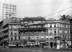 Hungary, Budapest VI., Oktogon (November 7. tér) 4., jobbra az Andrássy út (Népköztársaság útja), balra a Teréz (Lenin) körút. A kép forrását kérjük így adja meg: Fortepan / Budapest Főváros Levéltára. Levéltári jelzet: HU_BFL_XV_19_c_11, 1960, Budapest Főváros Levéltára / Városrendezési és Építészeti Osztályának fényképei, A Fővárosi Tanács VB Városrendezési és Építészeti Osztályának, Budapest, neon sign, Fortepan #103070