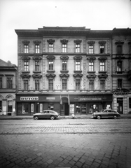 Magyarország, Budapest IX., Üllői út 5. A kép forrását kérjük így adja meg: Fortepan / Budapest Főváros Levéltára. Levéltári jelzet: HU_BFL_XV_19_c_11, 1958, Budapest Főváros Levéltára / Városrendezési és Építészeti Osztályának fényképei, A Fővárosi Tanács VB Városrendezési és Építészeti Osztályának, Budapest, cukrászda, eszpresszó, Bútorbolt, Fortepan #103087