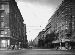 Magyarország, Budapest V., Kossuth Lajos utca az Astoria kereszteződésből nézve., 1957, Budapest Főváros Levéltára / Városrendezési és Építészeti Osztályának fényképei, A Fővárosi Tanács VB Városrendezési és Építészeti Osztályának, állvány, Budapest, Fortepan #103297