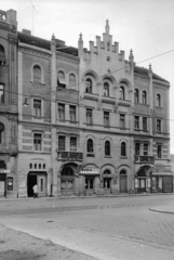 Magyarország, Budapest II., Frankel Leó út 70. a Komjádi Béla utcából nézve. A kép forrását kérjük így adja meg: Fortepan / Budapest Főváros Levéltára. Levéltári jelzet: HU_BFL_XV_19_c_11, 1961, Budapest Főváros Levéltára / Városrendezési és Építészeti Osztályának fényképei, A Fővárosi Tanács VB Városrendezési és Építészeti Osztályának, Budapest, Fortepan #103412