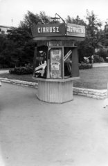 Magyarország, A kép forrását kérjük így adja meg: Fortepan / Budapest Főváros Levéltára. Levéltári jelzet: HU_BFL_XV_19_c_11, 1960, Budapest Főváros Levéltára / Városrendezési és Építészeti Osztályának fényképei, A Fővárosi Tanács VB Városrendezési és Építészeti Osztályának, pavilon, Budapest, Fortepan #103580