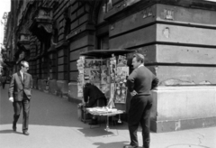 Hungary, Budapest VI., Andrássy út (Népköztársaság útja) a Nagymező utcától a Liszt Ferenc tér felé nézve. A kép forrását kérjük így adja meg: Fortepan / Budapest Főváros Levéltára. Levéltári jelzet: HU_BFL_XV_19_c_11, 1965, Budapest Főváros Levéltára / Városrendezési és Építészeti Osztályának fényképei, A Fővárosi Tanács VB Városrendezési és Építészeti Osztályának, Budapest, akimbo, Fortepan #103630