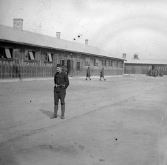 1917, Kurutz Márton, First World War, uniform, yard, men, barrack, hands behind the back, Fortepan #10381