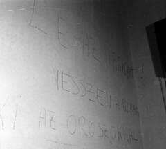 Magyarország, A kép forrását kérjük így adja meg: Fortepan / Budapest Főváros Levéltára. Levéltári jelzet: HU.BFL.XV.19.c.10, 1959, Budapest Főváros Levéltára / BRFK helyszínelési fényképei, BRFK Hivatala Bűnügyi Technikai Osztály, politika, graffiti, 1956-utóélet, Fortepan #104202